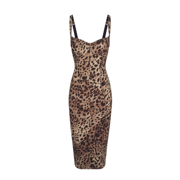 Leopard Print Bodycon Dress - Picture 7 of 9